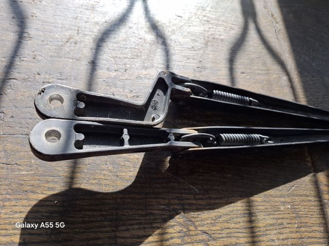 bontott SKODA FABIA I Első Ablaktörlő Kar