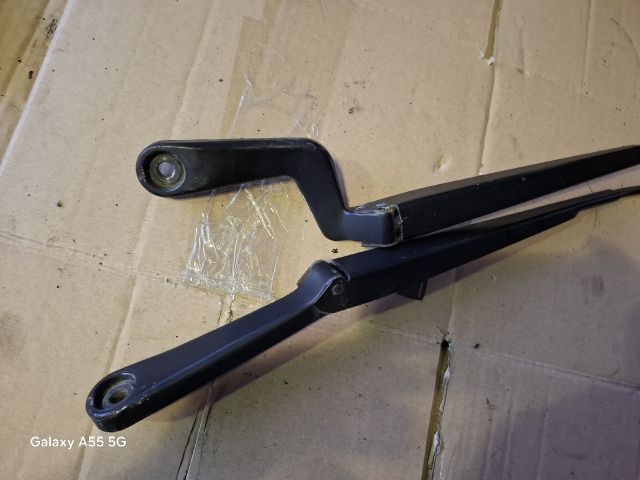 bontott SKODA FABIA I Első Ablaktörlő Kar