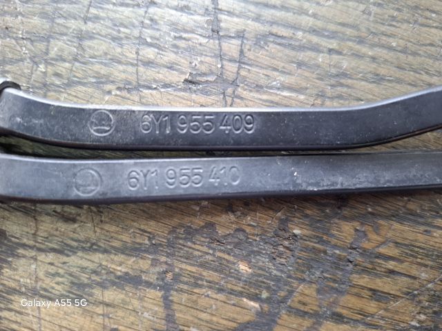 bontott SKODA FABIA I Első Ablaktörlő Kar