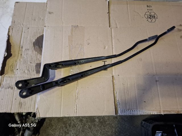 bontott SKODA FABIA I Első Ablaktörlő Kar