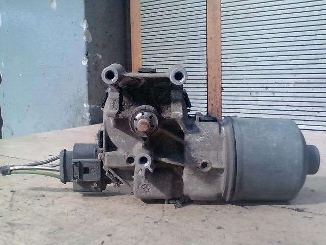 bontott SKODA FABIA I Első Ablaktörlő Motor