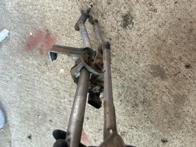 bontott SKODA FABIA I Első Ablaktörlő Szerkezet Motorral