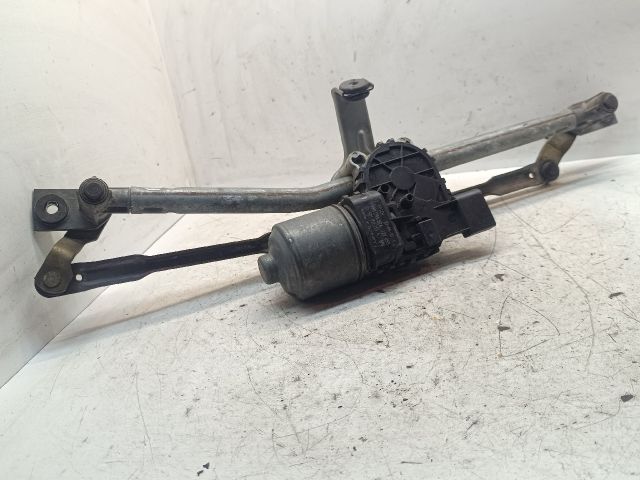 bontott SKODA FABIA I Első Ablaktörlő Szerkezet Motorral