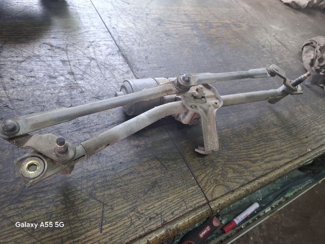 bontott SKODA FABIA I Első Ablaktörlő Szerkezet Motorral