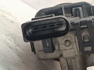 bontott SKODA FABIA I Első Ablaktörlő Szerkezet Motorral