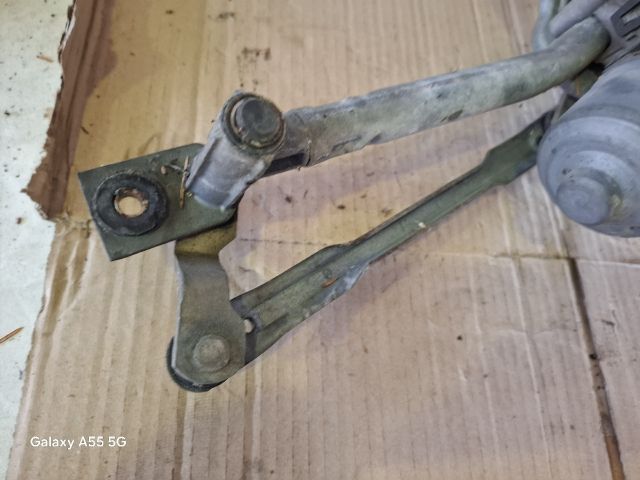 bontott SKODA FABIA I Első Ablaktörlő Szerkezet Motorral