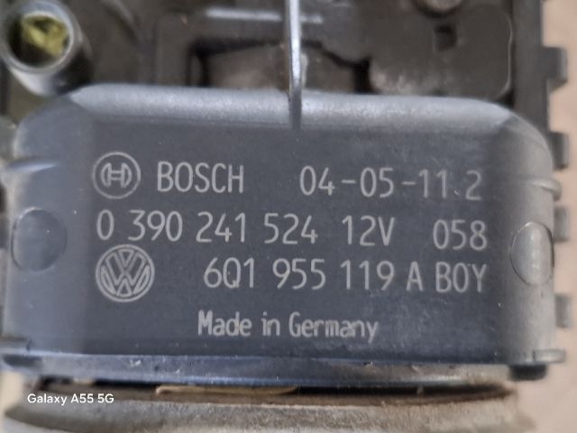 bontott SKODA FABIA I Első Ablaktörlő Szerkezet Motorral