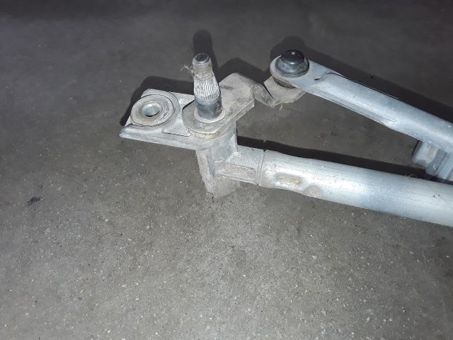 bontott SKODA FABIA I Első Ablaktörlő Szerkezet Motorral