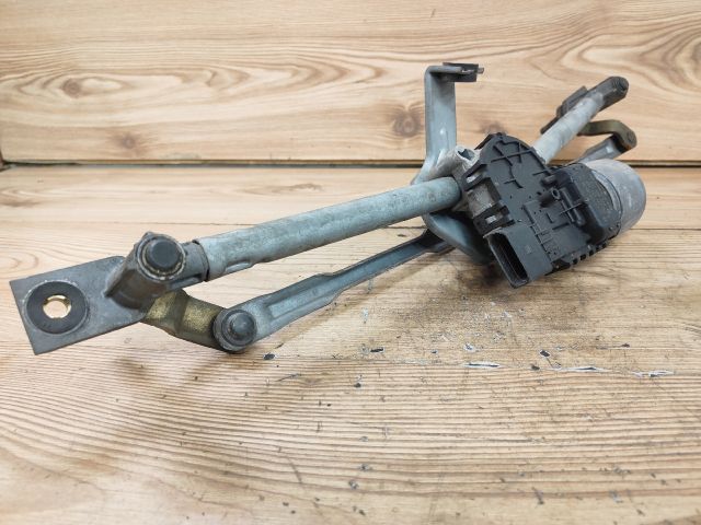 bontott SKODA FABIA I Első Ablaktörlő Szerkezet Motorral