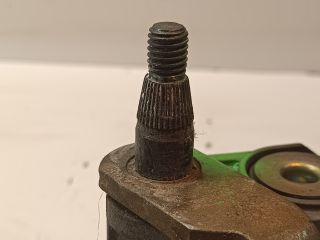 bontott SKODA FABIA I Első Ablaktörlő Szerkezet Motorral