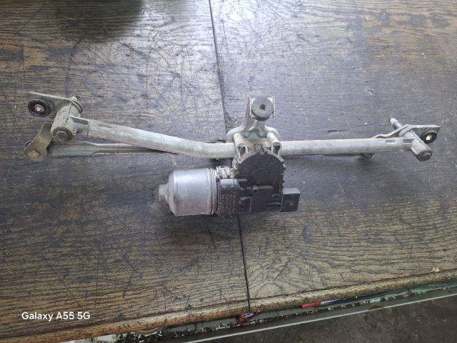 bontott SKODA FABIA I Első Ablaktörlő Szerkezet Motorral