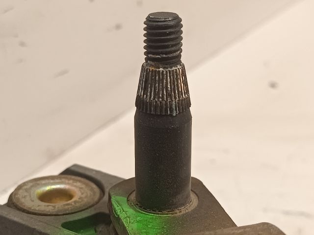 bontott SKODA FABIA I Első Ablaktörlő Szerkezet Motorral