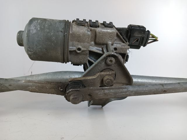 bontott SKODA FABIA I Első Ablaktörlő Szerkezet Motorral