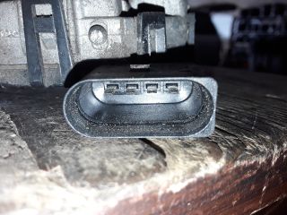 bontott SKODA FABIA I Első Ablaktörlő Szerkezet Motorral