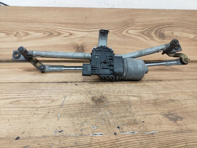 bontott SKODA FABIA I Első Ablaktörlő Szerkezet Motorral