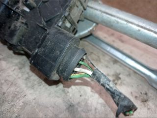 bontott SKODA FABIA I Első Ablaktörlő Szerkezet Motorral