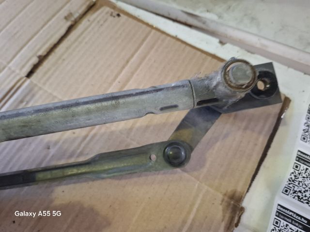 bontott SKODA FABIA I Első Ablaktörlő Szerkezet Motorral