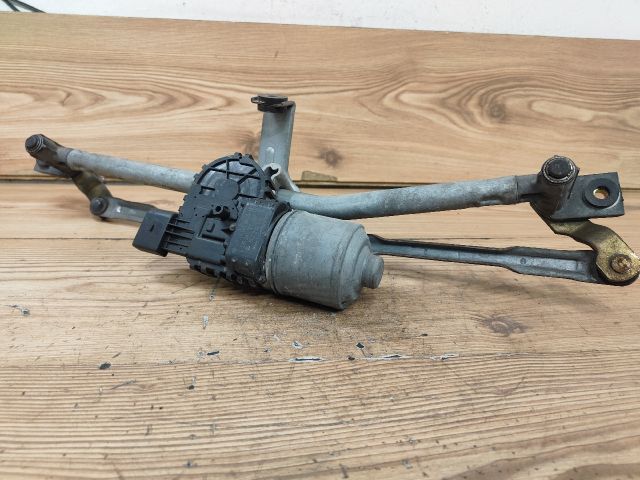 bontott SKODA FABIA I Első Ablaktörlő Szerkezet Motorral