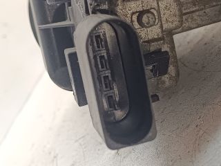 bontott SKODA FABIA I Első Ablaktörlő Szerkezet Motorral