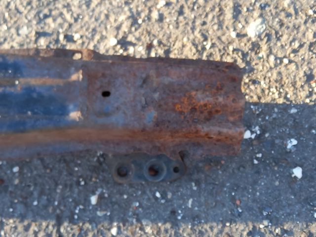 bontott SKODA FABIA I Első Lökhárító Merevítő (Fém)