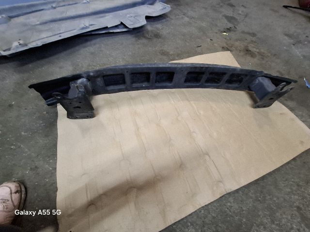 bontott SKODA FABIA I Első Lökhárító Merevítő (Fém)