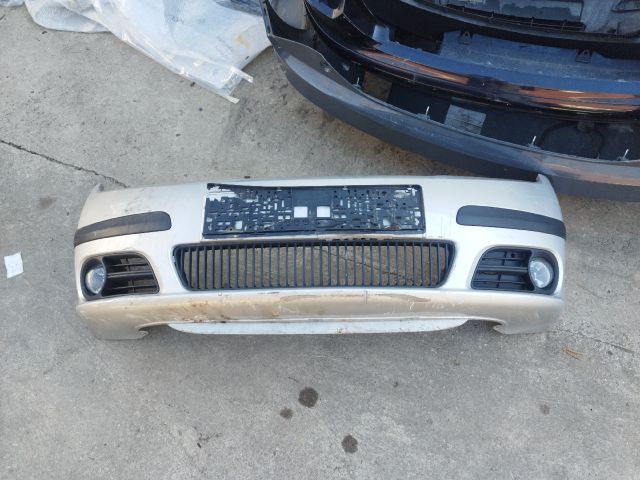 bontott SKODA FABIA I Első Lökhárító (Részeivel)