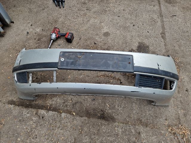 bontott SKODA FABIA I Első Lökhárító (Részeivel)