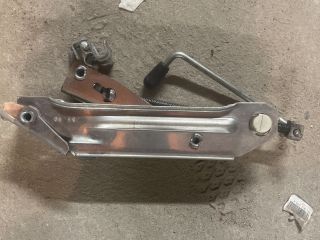 bontott SKODA FABIA I Emelő