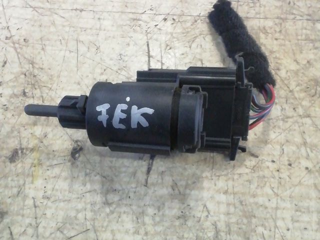 bontott SKODA FABIA I Fék Pedál Kapcsoló