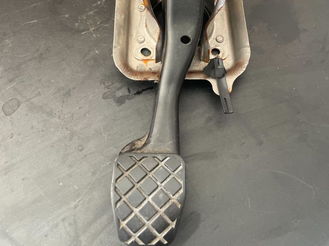 bontott SKODA FABIA I Fékpedál