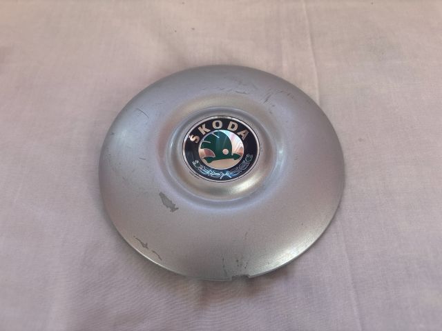 bontott SKODA FABIA I Felniközép (1 db)