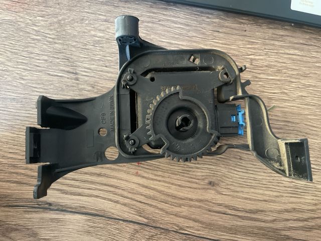 bontott SKODA FABIA I Fűtés Állító Motor