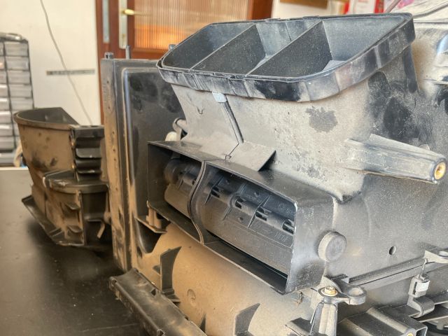 bontott SKODA FABIA I Fűtés Box