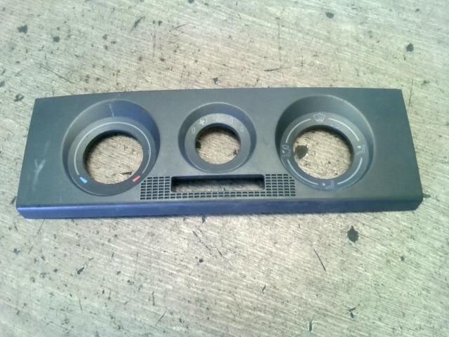 bontott SKODA FABIA I Fűtéskapcsoló Keret