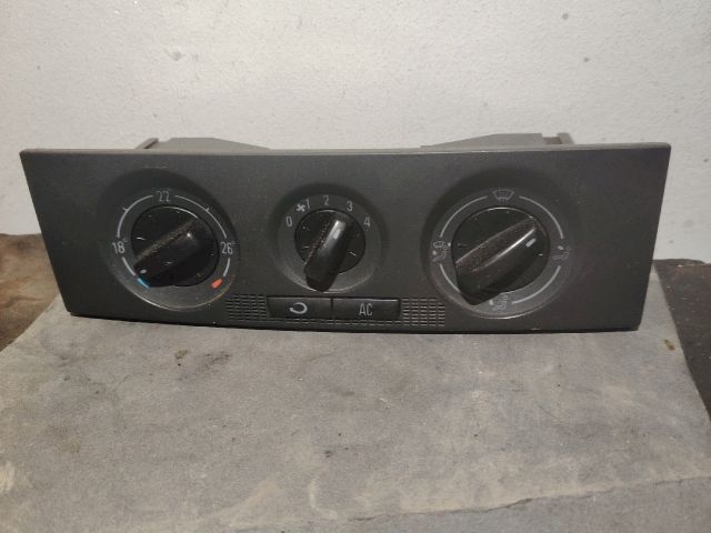 bontott SKODA FABIA I Fűtéskapcsoló (manuális klímás)