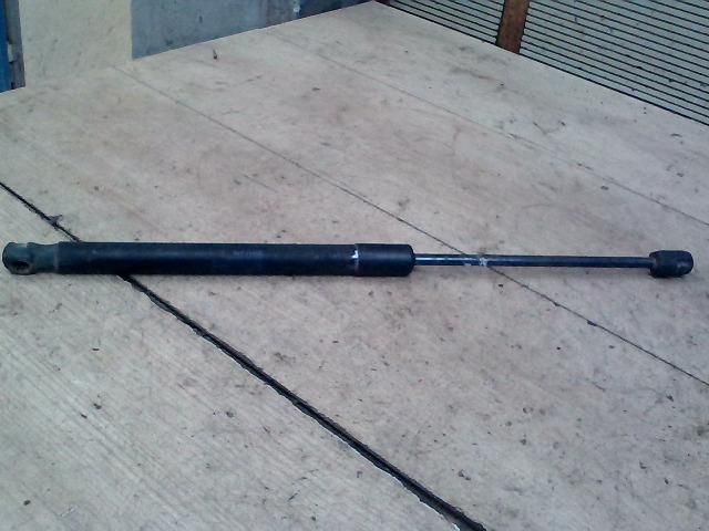 bontott SKODA FABIA I Gázrugós Kitámasztó Teleszkóp Csomagtérajtó (Pozíciófüggetlen)