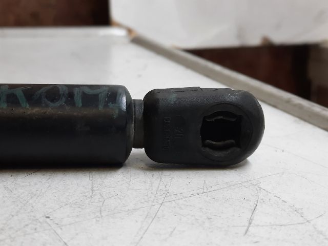 bontott SKODA FABIA I Gázrugós Kitámasztó Teleszkóp Csomagtérajtó (Pozíciófüggetlen)