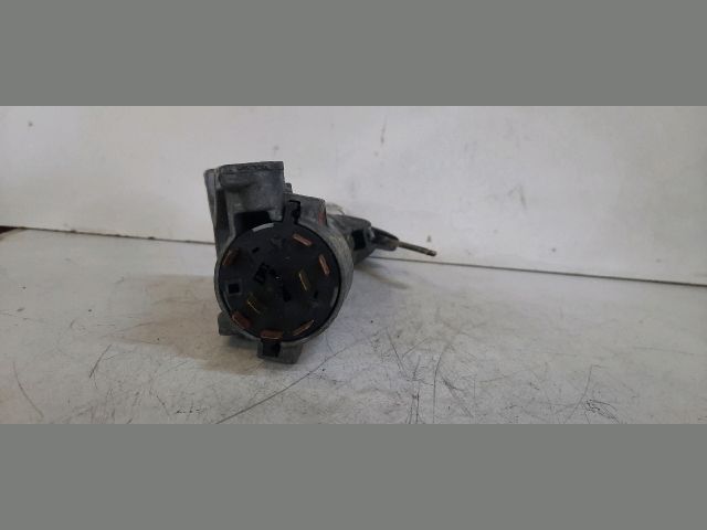 bontott SKODA FABIA I Gyújtáskapcsoló Házzal