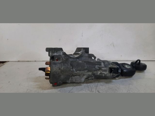 bontott SKODA FABIA I Gyújtáskapcsoló Házzal