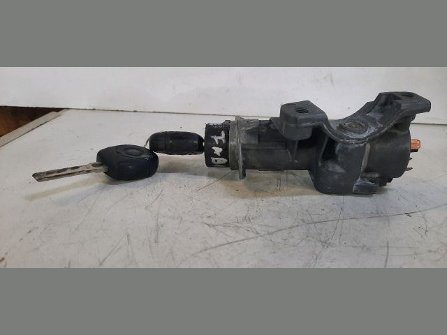 bontott SKODA FABIA I Gyújtáskapcsoló Házzal