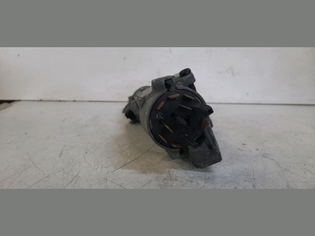 bontott SKODA FABIA I Gyújtáskapcsoló Házzal