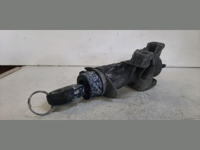 bontott SKODA FABIA I Gyújtáskapcsoló Házzal