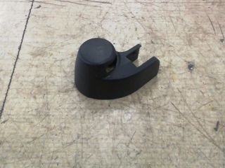 bontott SKODA FABIA I Hátsó Ablaktörlő Kar Burkolat