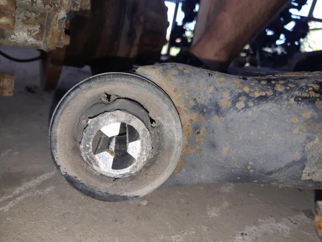 bontott SKODA FABIA I Hátsó Híd (Dobfékes)