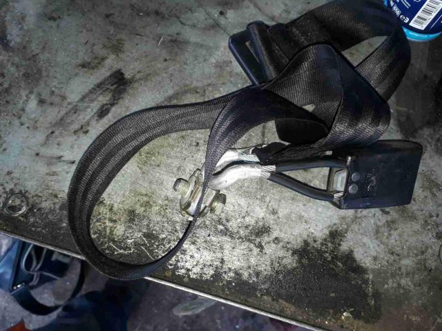 bontott SKODA FABIA I Hátsó középső Biztonsági Öv