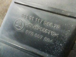 bontott SKODA FABIA I Hátsó középső Lökhárító Tartó (Műanyag)