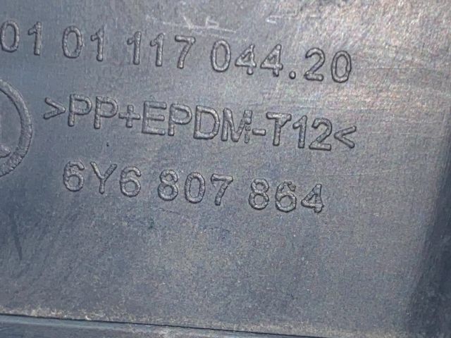 bontott SKODA FABIA I Hátsó középső Lökhárító Tartó (Műanyag)