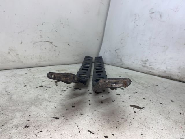 bontott SKODA FABIA I Hátsó középső Lökhárító Tartó (Műanyag)