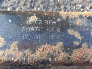 bontott SKODA FABIA I Hátsó Lökhárító Merevítő (Fém)