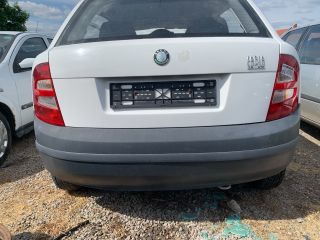 bontott SKODA FABIA I Hátsó Lökhárító (Részeivel)